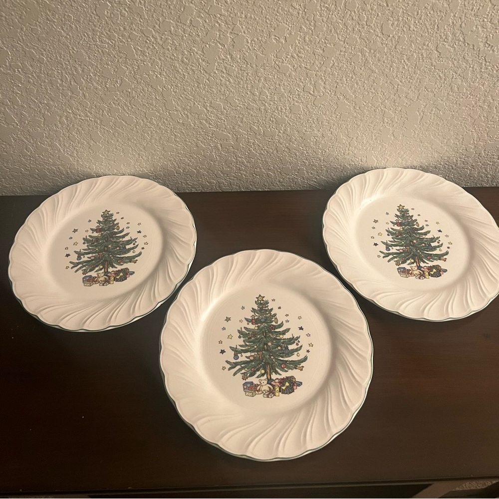 Set of Nikko Christmas Dishes
